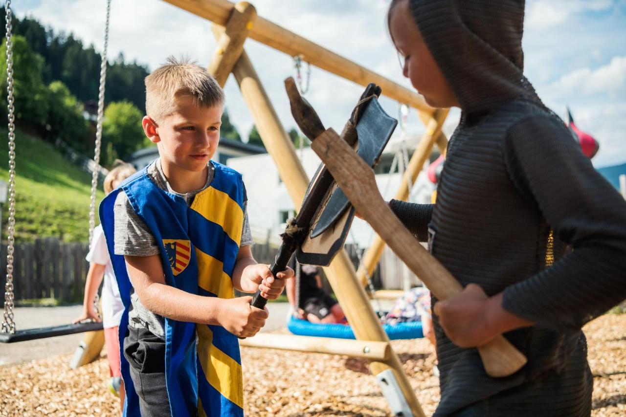 Kinderhotel Laderhof Ladis Zewnętrze zdjęcie