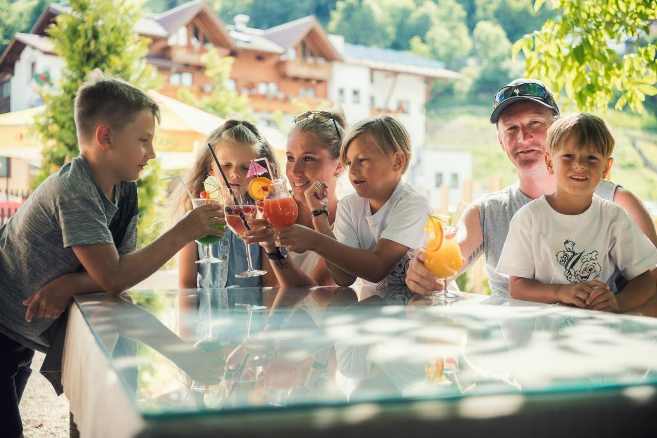 Kinderhotel Laderhof Ladis Zewnętrze zdjęcie