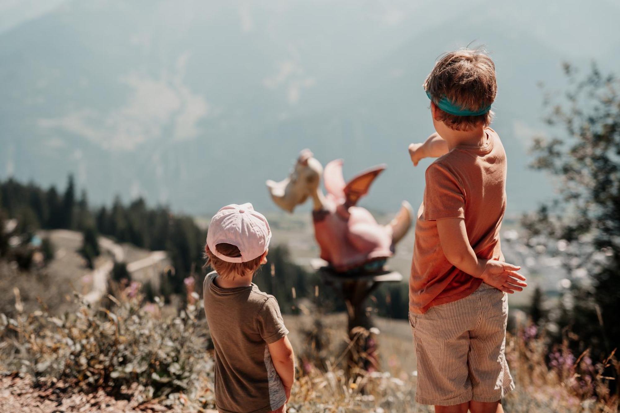 Kinderhotel Laderhof Ladis Zewnętrze zdjęcie